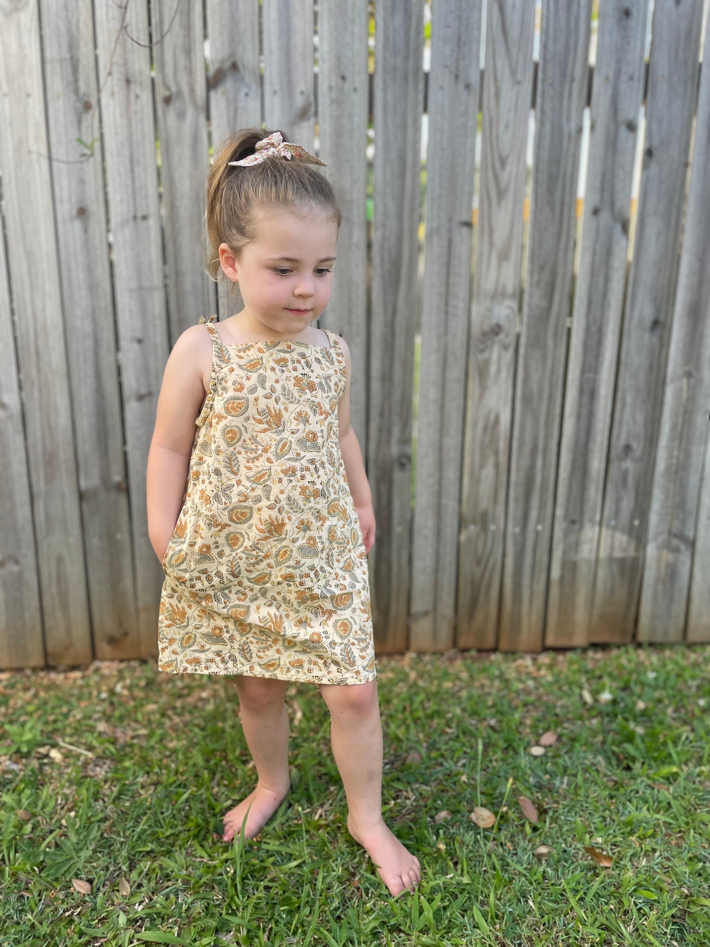Modèle numérique de robe pour enfants Wattlebird