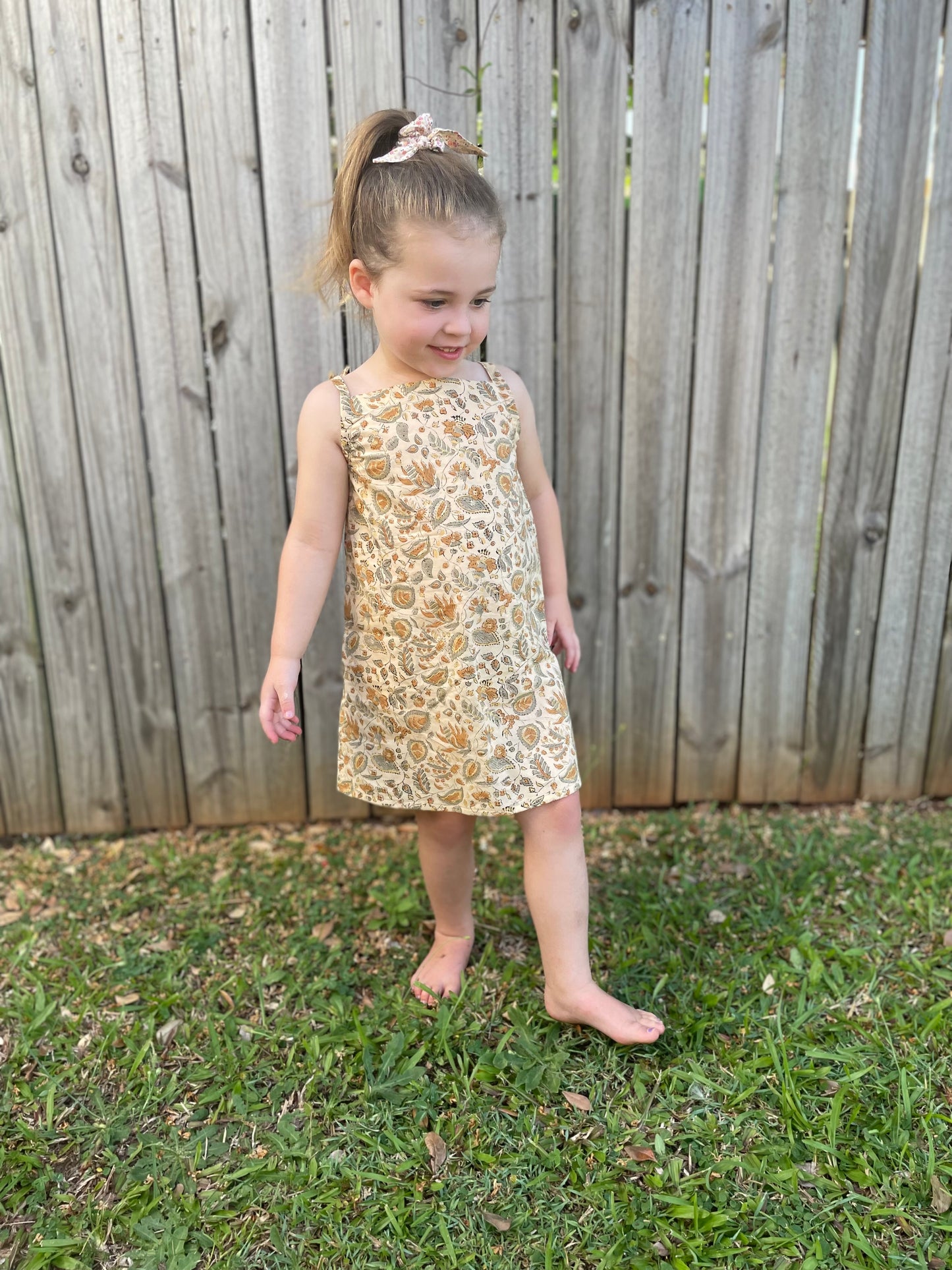 Modèle numérique de robe pour enfants Wattlebird