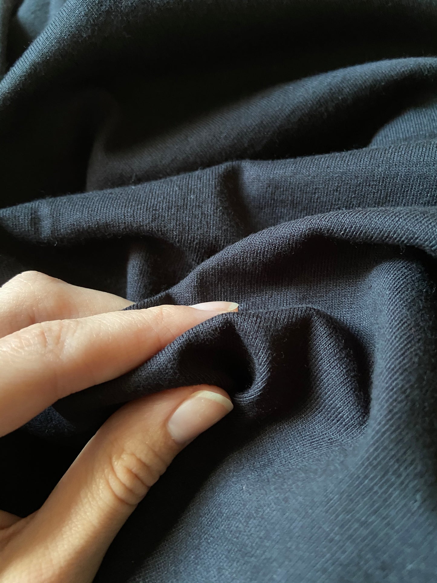 Jersey de coton cultivé en Australie + foulé, noir - 24 $ par/m